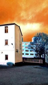 Manufakturen-Blog-PopArt-Projekt: Porzellanmanufaktur Dibbern V, orange (Foto: Wigmar Bressel) - basierend auf einem Foto von Dibberns Werk in Hohenberg an der Eger