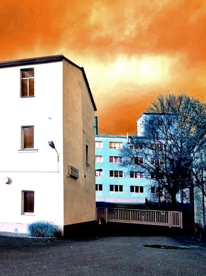 Manufakturen-Blog-PopArt-Projekt: Porzellanmanufaktur Dibbern V, orange (Foto: Wigmar Bressel) - basierend auf einem Foto von Dibberns Werk in Hohenberg an der Eger