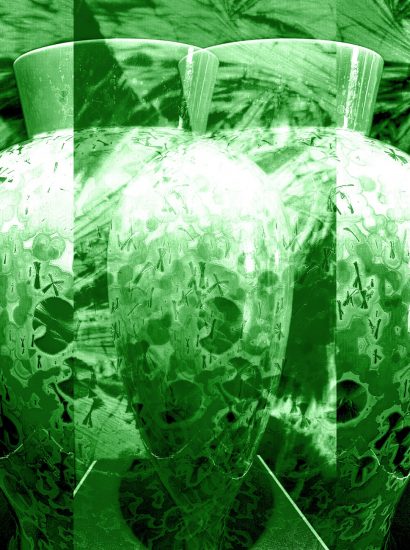 Manufakturen-Blog-PopArt-Projekt: Vase XIV, grün (Foto: Wigmar Bressel)- basierend auf einem Foto einer Vase mit Kristallglasur im Museum der Porzellanmanufaktur im Schloss in Fürstenberg
