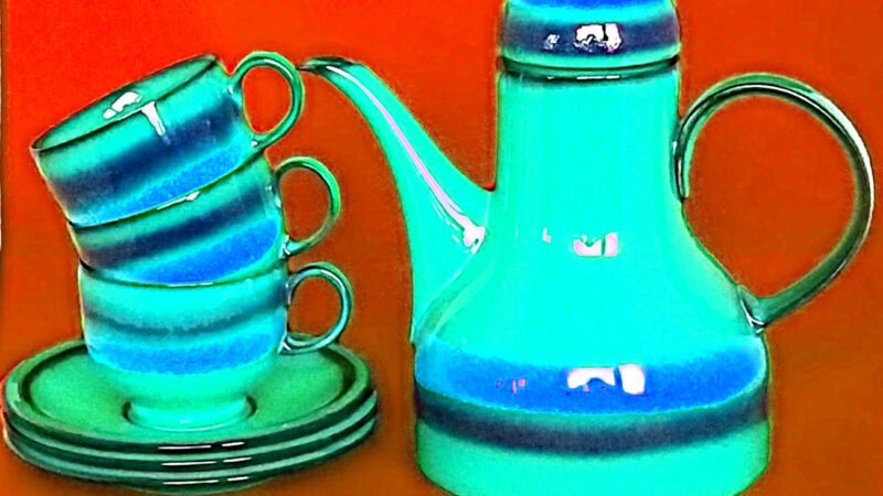 Manufakturen-Blog-PopArt-Projekt: Coffeetime, jade (Foto: Wigmar Bressel) - basierend auf einem Foto eines Porzellanservices der 1970er Jahre aus der niedersächsischen Porzellanmanufaktur Fürstenberg