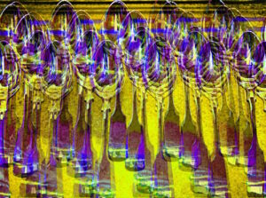 Manufakturen-Blog-PopArt-Projekt: Kaffeelöffel, blaugelb (Foto: Wigmar Bressel) - basierend auf einem Foto von Kaffeelöffeln des Modells 'Spaten' auf einem Brett in der Poliererei der Besteckmanufaktur von Koch & Bergfeld in der Bremer Neustadt