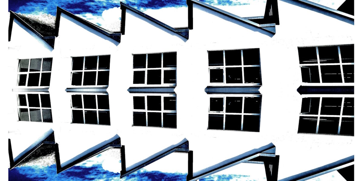 Manufakturen-Blog-PopArt-Projekt: Die Porzellanmanufaktur Fürstenberg VI, schwarz / blau / weiß (Foto: Wigmar Bressel) - basierend auf einem Foto von den Produktionshallen der niedersächsischen Staats-Porzellanmanufaktur in Fürstenberg