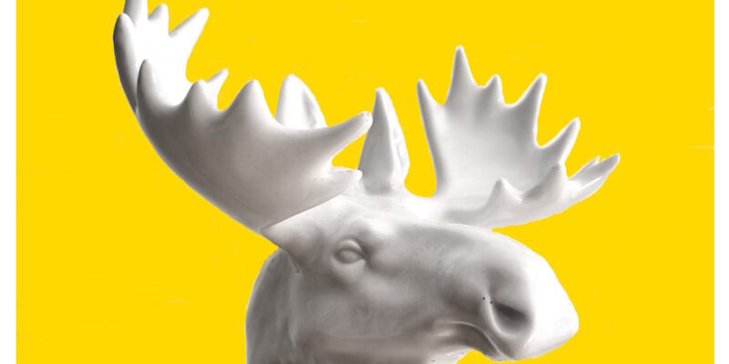 Manufakturen-Blog-PopArt-Projekt: Aus dem Tierreich III (Elch), goldgelb (Foto: Wigmar Bressel) - basierend auf dem Foto einer Porzellanplastik aus einer mir unbekannten Porzellanmanufaktur