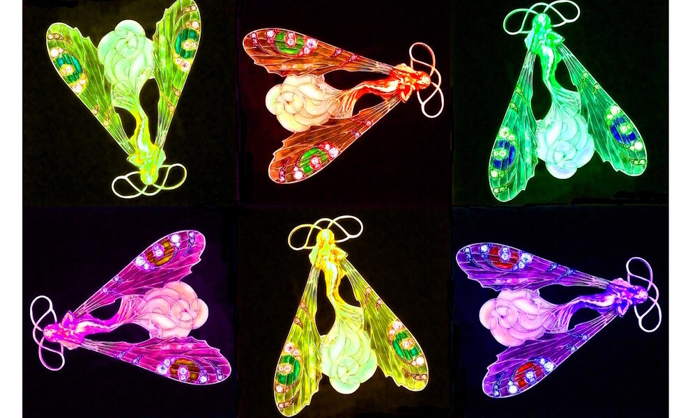 Manufakturen-Blog-PopArt-Projekt: Aus dem Tierreich I (Libellen), bunt / schwarz II (Foto: Wigmar Bressel) - basierend auf einem Foto des Kettenanhängers 'Weibliche Libelle' des Glasmanufakteurs René Lalique aus der Zeit zwischen 1897 und 1899, fotografiert im Werksmuseum der Glasmanufaktur Lalique im elsäßischen Wingen-sur-Moder.