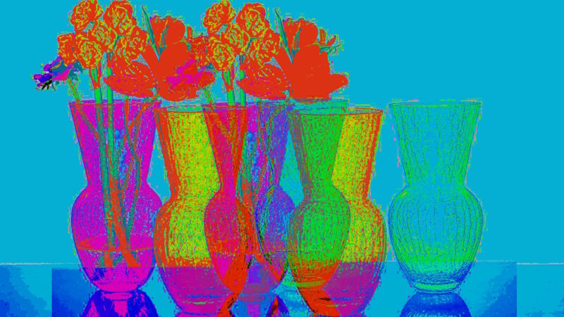 Manufakturen-Blog-PopArt-Projekt: Vasen III, hellblau (Foto: Wigmar Bressel) - basierend auf einem Foto von Sven Markus von Hacht - Design de Noblesse - von seinen Glasvasen-Entwürfen