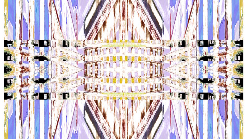 Manufakturen-Blog-PopArt-Projekt: Die Königliche Porzellan-Manufaktur VII (Nacht, fragmentiert), hellblau / rosa (Foto: Wigmar Bressel); basierend auf einer Collage nach einem Foto des KPM-Quartiers in der Wegelystraße in Berlin - nochmal "auf links gedreht".