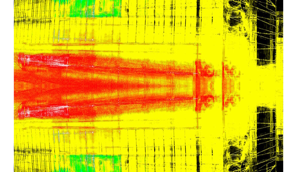 Manufakturen-Blog-PopArt-Projekt: Weimarer Porzellanmanufaktur bei Nacht IV (Heizhaus), gelb (Foto: Wigmar Bressel) aus der Serie 'Spiegelungen' - basierend auf einem Foto des Heizhauses auf dem Hof von Weimar-Porzellan in der Christian-Speck-Straße im thüringischen Blankenhain
