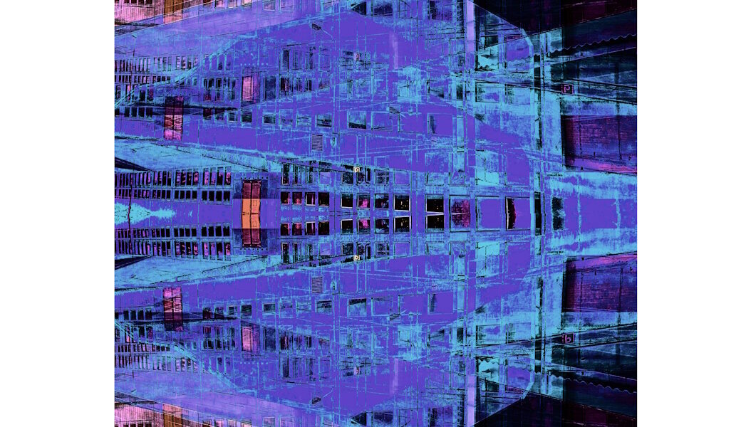 Manufakturen-Blog-PopArt-Projekt: Weimarer Porzellanmanufaktur VII (Produktion), fliederfarben (Foto: Wigmar Bressel) aus der Serie 'Spiegelungen' - basierend auf einem Foto der großen Produktionshalle von Weimar-Porzellan (1790 - 2018) in der Christian-Speck-Straße in Blankenhain