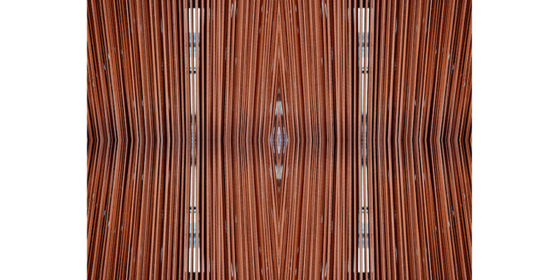 Manufakturen-Blog-PopArt-Projekt: Webstuhl V, roségold / hellblau (Foto: Wigmar Bressel) aus der Serie 'Spiegelungen' - Collage, basierend auf einem Foto an einem der Damastwebmaschinen im Produktionssaal in der Leinenweberei Hoffmann im oberlausitzischen Neukirch