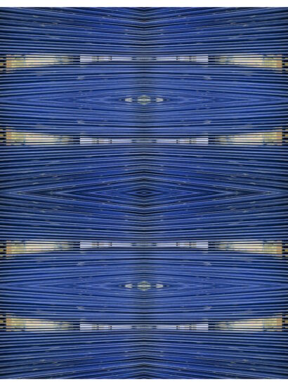 Manufakturen-Blog-PopArt-Projekt: Webstuhl VIII, blau / gelb (Foto: Wigmar Bressel) aus der Serie 'Spiegelungen' - Collage, basierend auf einem Foto an einem der Damastwebmaschinen im Produktionssaal in der Leinenweberei Hoffmann im oberlausitzischen Neukirch