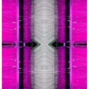 Manufakturen-Blog-PopArt-Projekt: Webstuhl VII, violett / weiß (Foto: Wigmar Bressel) aus der Serie 'Spiegelungen' - Collage, basierend auf einem Foto im Websaal der Leinenweberei Seegers & Sohn in Steinhude am gleichnamigen Meer