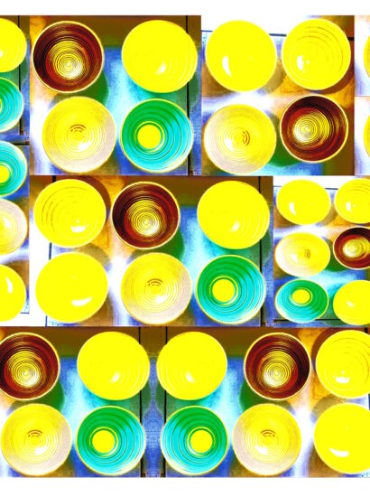 Manufakturen-Blog-PopArt-Projekt: Schalen IV (Fahnen), gelb (Wigmar Bressel) aus der Serie 'Spiegelungen' - Collage, basierend auf einem Foto in der Werkstatt der Independent-Keramikerin Frauke Alber in Bremen