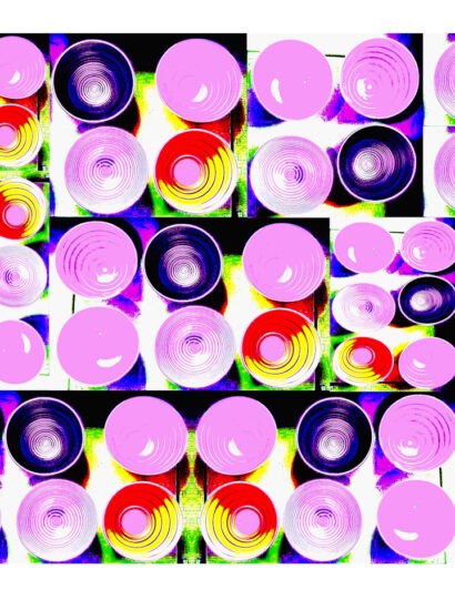 Manufakturen-Blog-PopArt-Projekt: Schalen IV (Fahnen), lila (Wigmar Bressel) aus der Serie 'Spiegelungen' - Collage, basierend auf einem Foto in der Werkstatt der Independent-Keramikerin Frauke Alber in Bremen